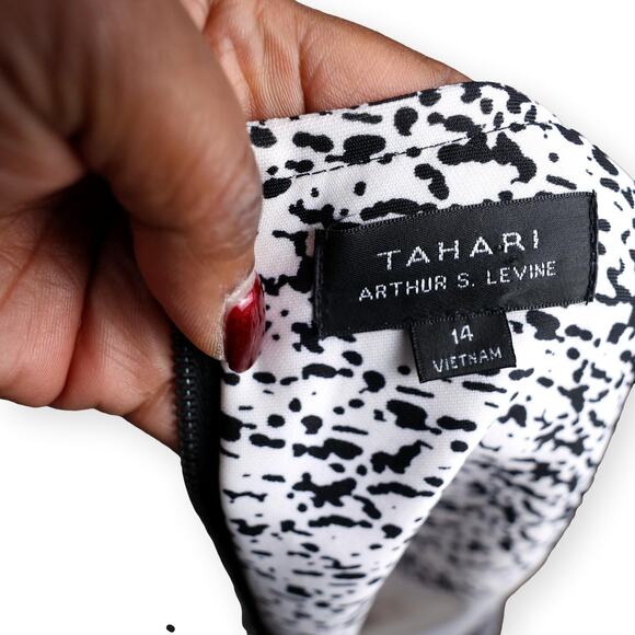 Tahari ASL Black Ivory "Bryant" Abstract Sheath Scuba Dress 14 NWT - Picture 9 of 9